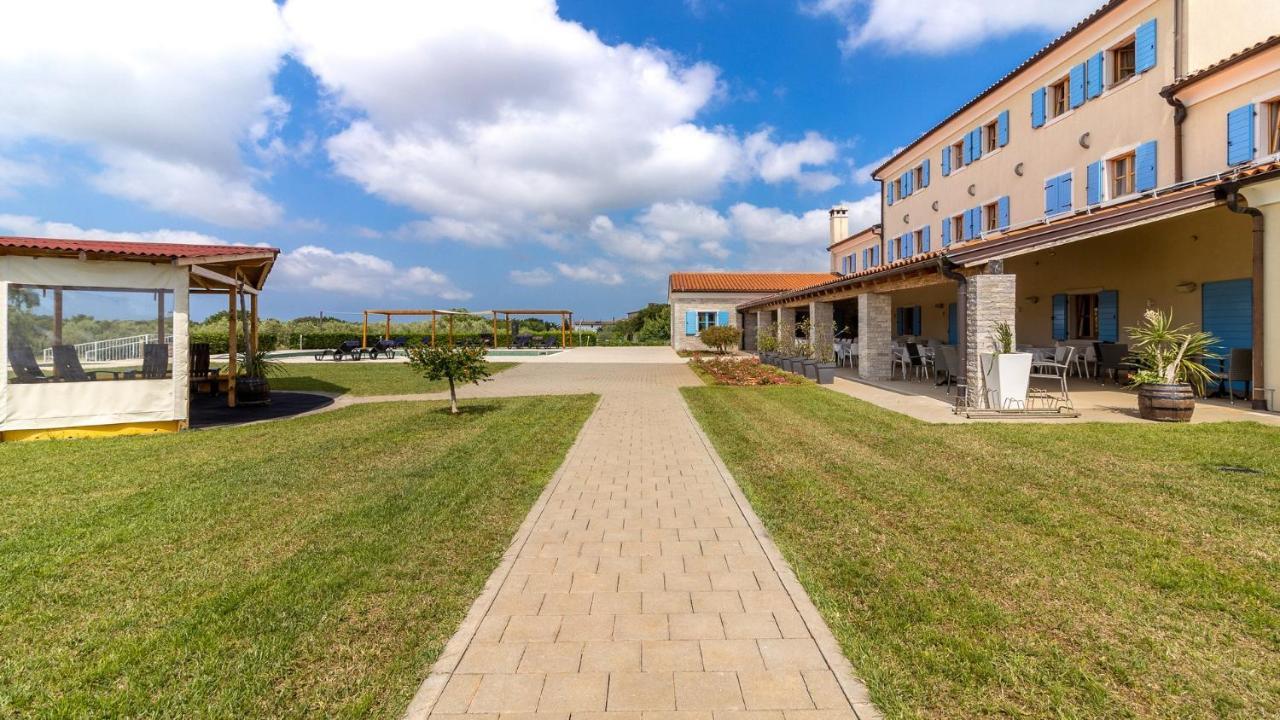Velanera Hotel & Restaurant Sisan Ngoại thất bức ảnh